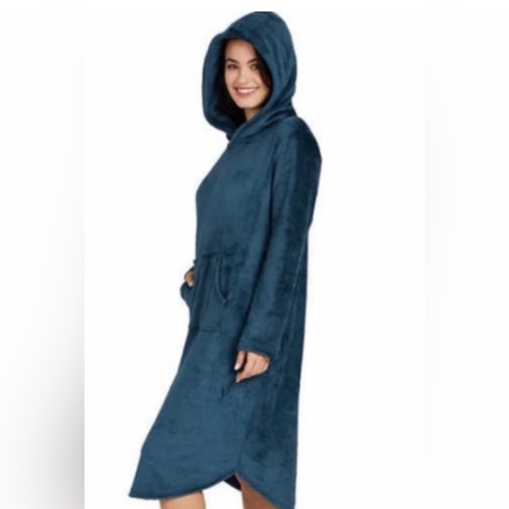32 Degrees Plush Hooded Robe - Teal Blue